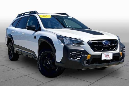 Crystal White Pearl 2024 Subaru Outback Wilderness