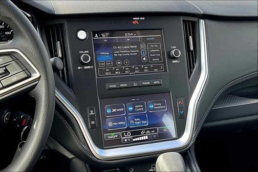 2025 Subaru Outback Base