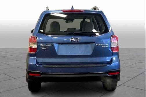 2016 Subaru Forester 2.5i