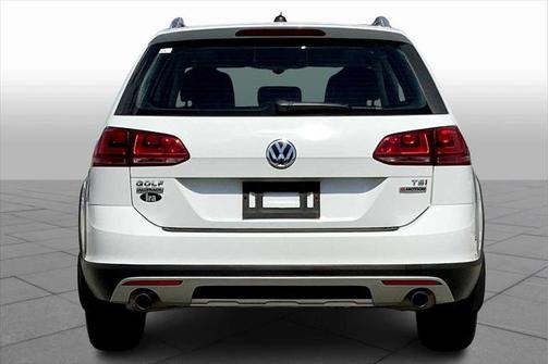 2017 Volkswagen Golf Alltrack TSI SE