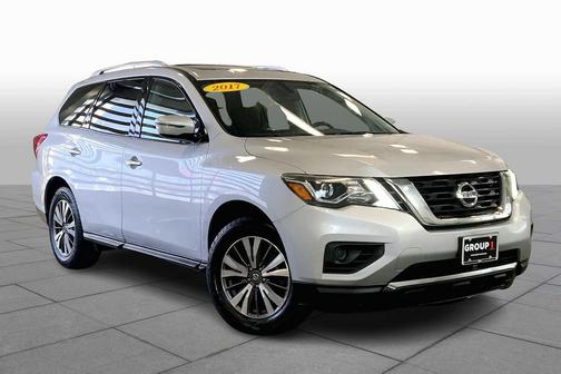 2017 Nissan Pathfinder S