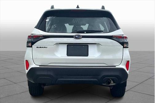 2025 Subaru Forester Base