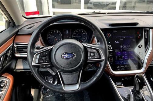 2022 Subaru Outback Touring XT