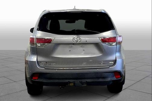 2016 Toyota Highlander Limited Platinum