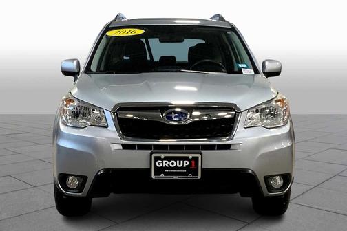 Ice Silver Metallic 2016 Subaru Forester 2.5i Premium