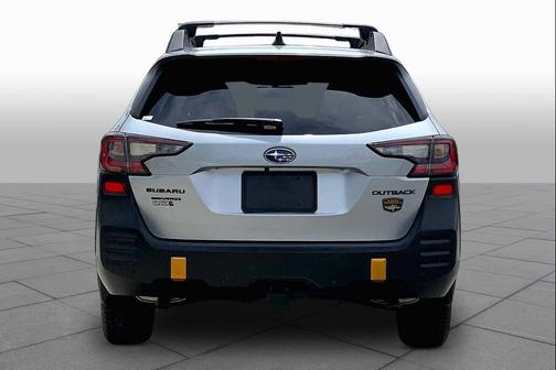 Ice Silver Metallic 2025 Subaru Outback Wilderness