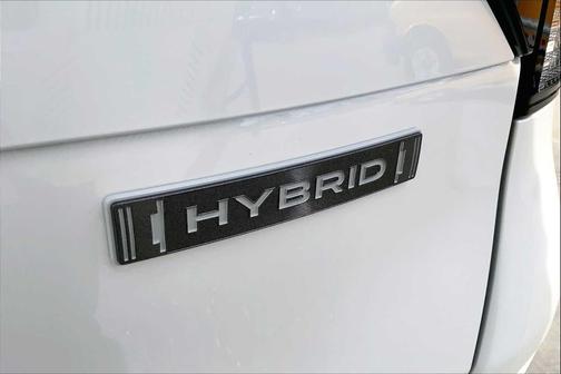 Crystal White Pearl 2025 Subaru Forester Hybrid Premium