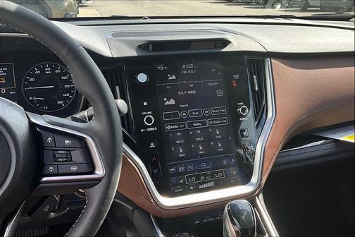 2025 Subaru Outback Touring XT