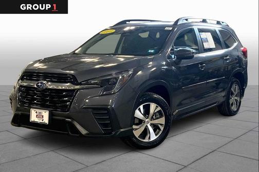 Magnetite Gray Metallic 2023 Subaru Ascent Premium 8-Passenger