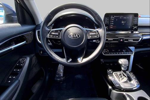 Dark Ocean Blue 2021 Kia Seltos EX