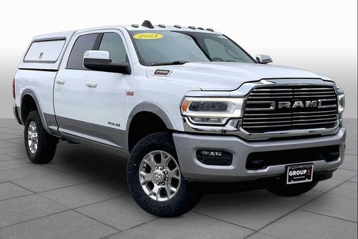 Bright White Clearcoat 2021 RAM 2500 Laramie Crew Cab 4x4 6'4' Box