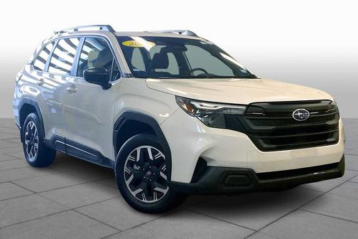 2025 Subaru Forester Base