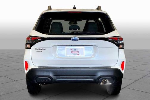 2025 Subaru Forester Base