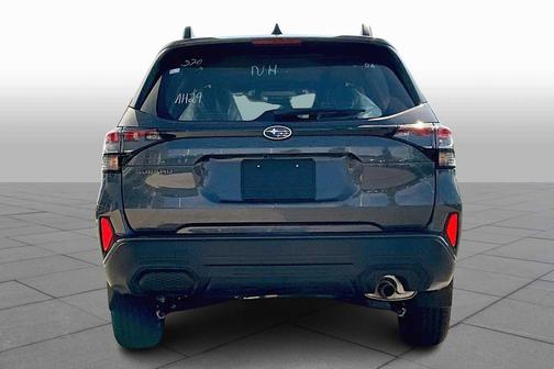 2025 Subaru Forester Base