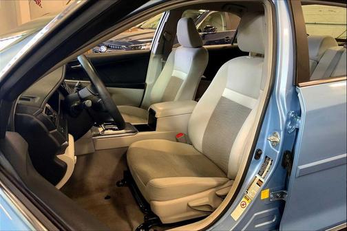 2012 Toyota Camry Hybrid LE