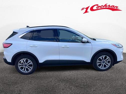 Star White 2022 Ford Escape SEL