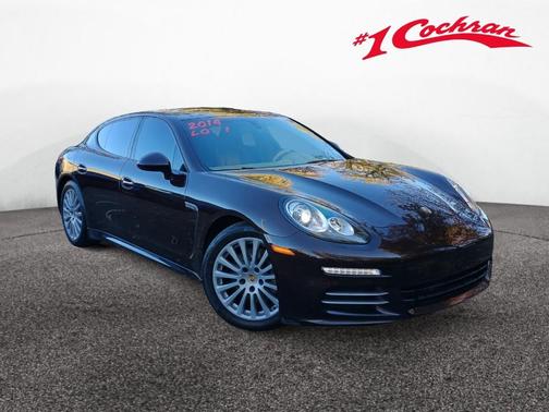 2014 Porsche Panamera 2