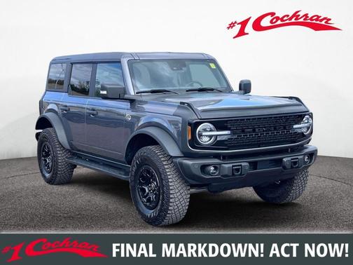 Carbonized Gray 2023 Ford Bronco Wildtrak