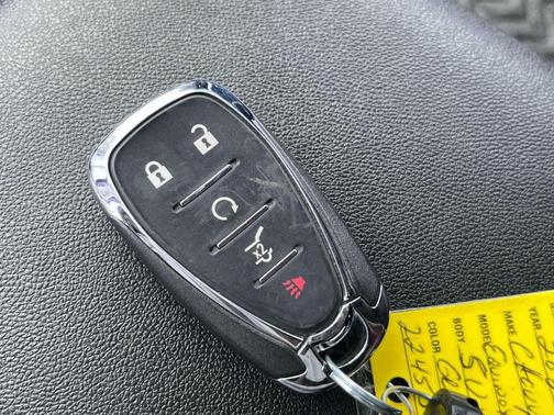 Gray 2022 Chevrolet Equinox 1LT