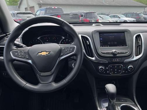 Gray 2022 Chevrolet Equinox 1LT