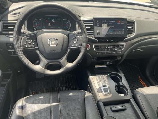 Platinum White Pearl 2022 Honda Pilot TrailSport