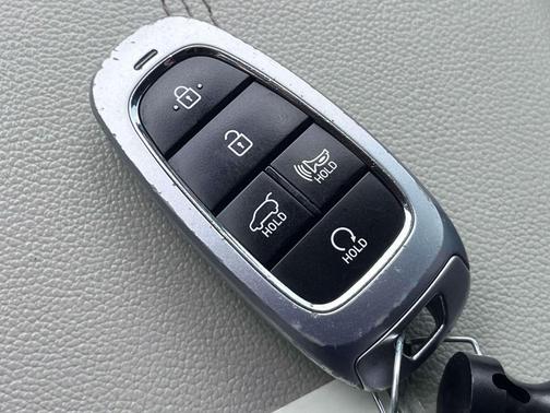 White Pearl 2024 Hyundai TUCSON SEL