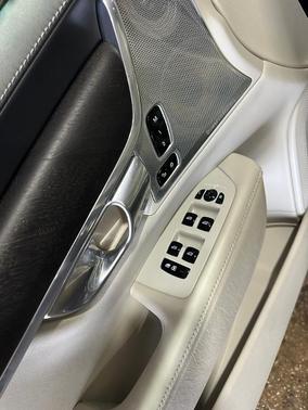 2017 Volvo V90 Cross Country T6