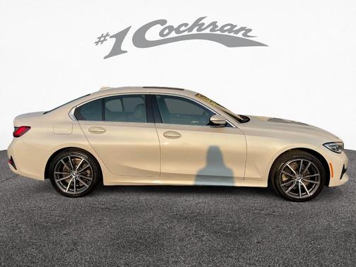 2022 BMW 330 i xDrive