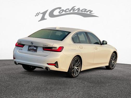 2022 BMW 330 i xDrive