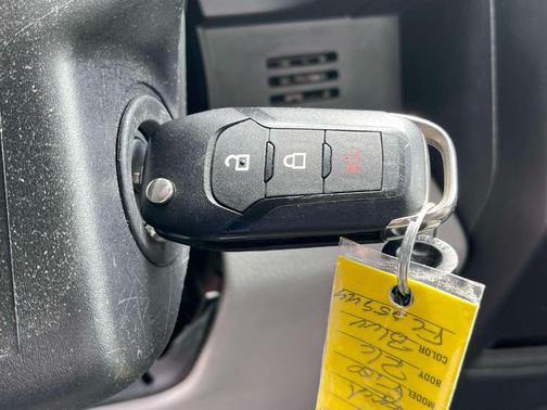 Lightning Blue 2018 Ford F-150 XL