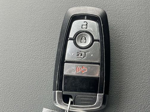 Space White Metallic 2026 Ford Explorer Active