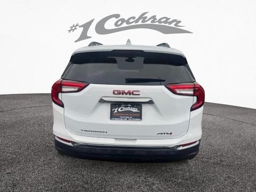 2022 GMC Terrain AT4
