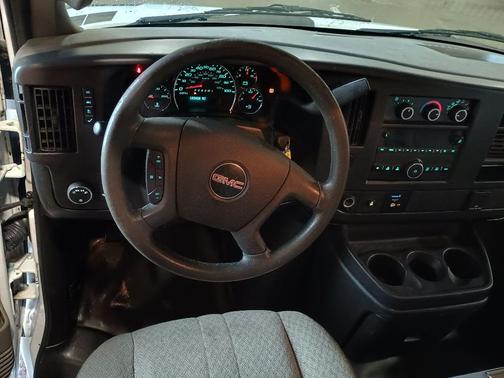 2017 GMC Savana 2500 Work Van