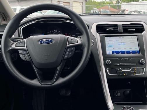 Agate Black 2020 Ford Fusion Hybrid SE