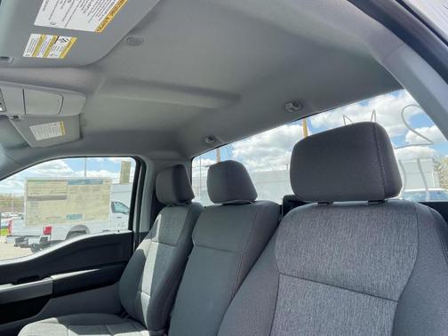 Oxford White 2025 Ford F-350 XL