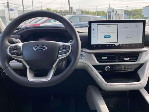 Carbonized Gray Metallic 2026 Ford Explorer Active