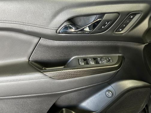 Sterling 2023 GMC Acadia SLT