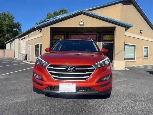 2016 Hyundai TUCSON SE