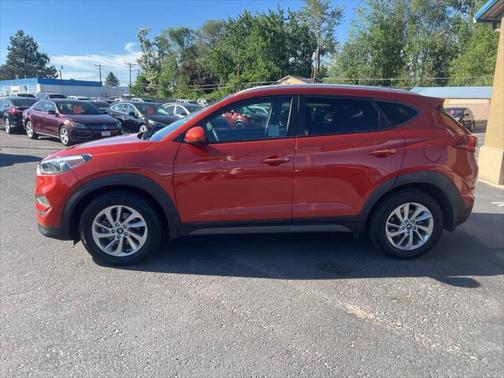 2016 Hyundai TUCSON SE