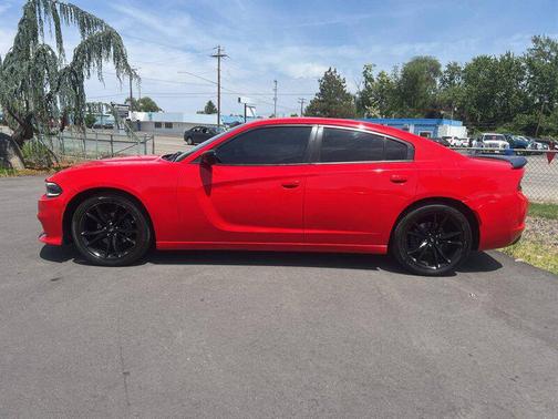 2018 Dodge Charger SXT