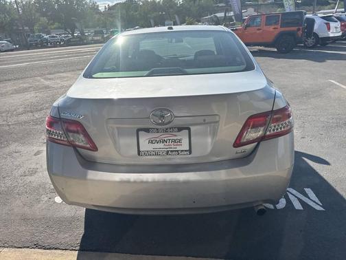 2010 Toyota Camry LE