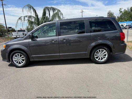 Granite Pearlcoat 2019 Dodge Grand Caravan SXT