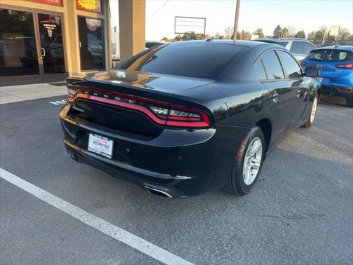 2017 Dodge Charger SE