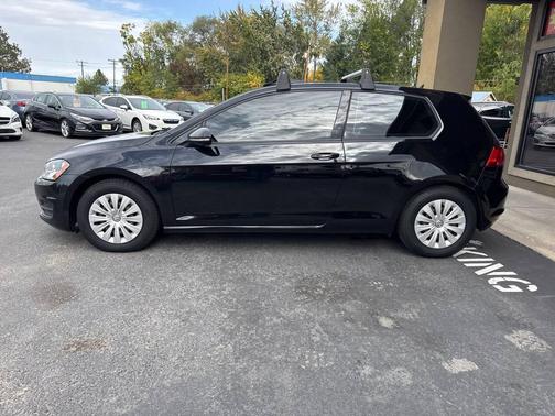 2015 Volkswagen Golf TSI S 2-Door