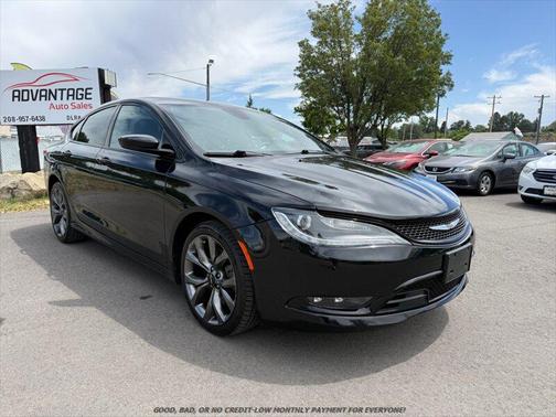 Black Clearcoat 2016 Chrysler 200 S