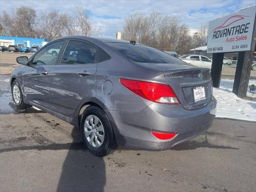 2016 Hyundai Accent SE