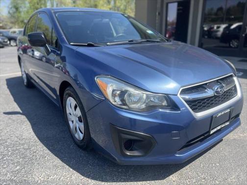 2012 Subaru Impreza 2.0i