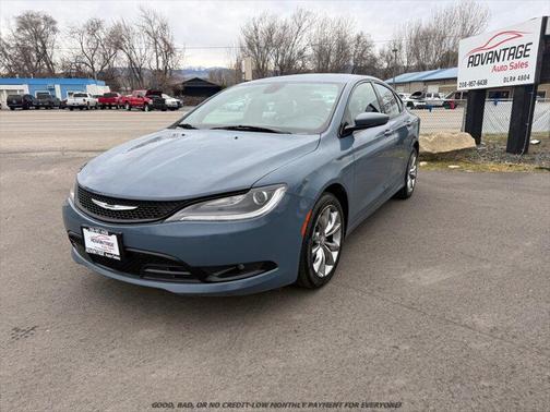 2015 Chrysler 200 S