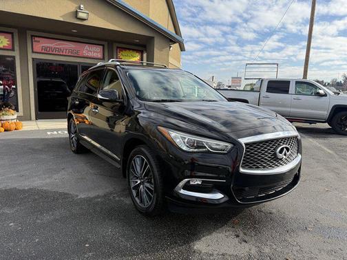 2017 INFINITI QX60 Base
