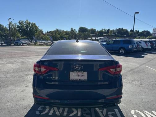 2017 Hyundai SONATA SE